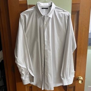 Theory Men's Light Gray Windowpane Dress Shirt - Classic Tailored Look